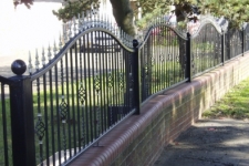 Curved top railing